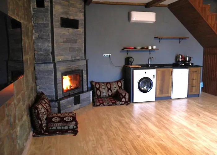 Stone Village Вілла Трабзон